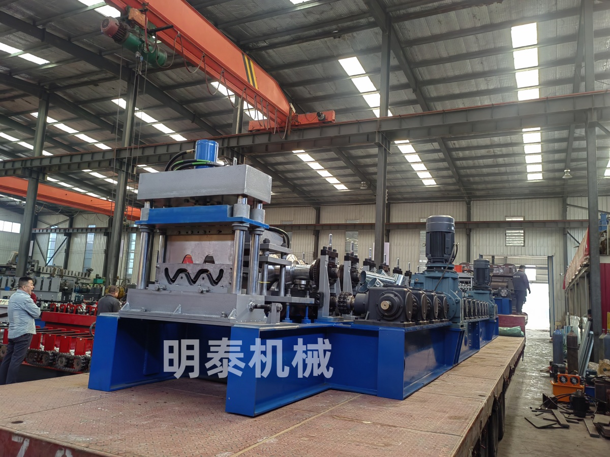 高速护栏1.jpg